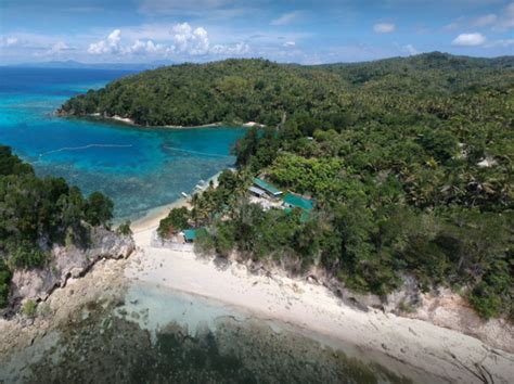 BALUT ISLAND (MALULONG ISLAND), DAVAO OCCIDENTAL: .